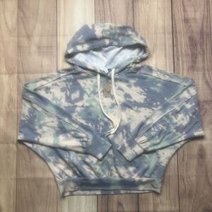 Buckle Tie-Dye Hoodie in Blue, Cream, Green